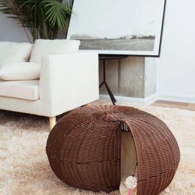 Panier en osier tresse pour chat FeliZen avec coussin blanc design naturel et elegant pour interieur
